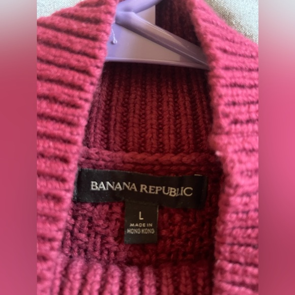 Cable knit wool sweater from Banana Republic. Size L - Picture 4 of 5